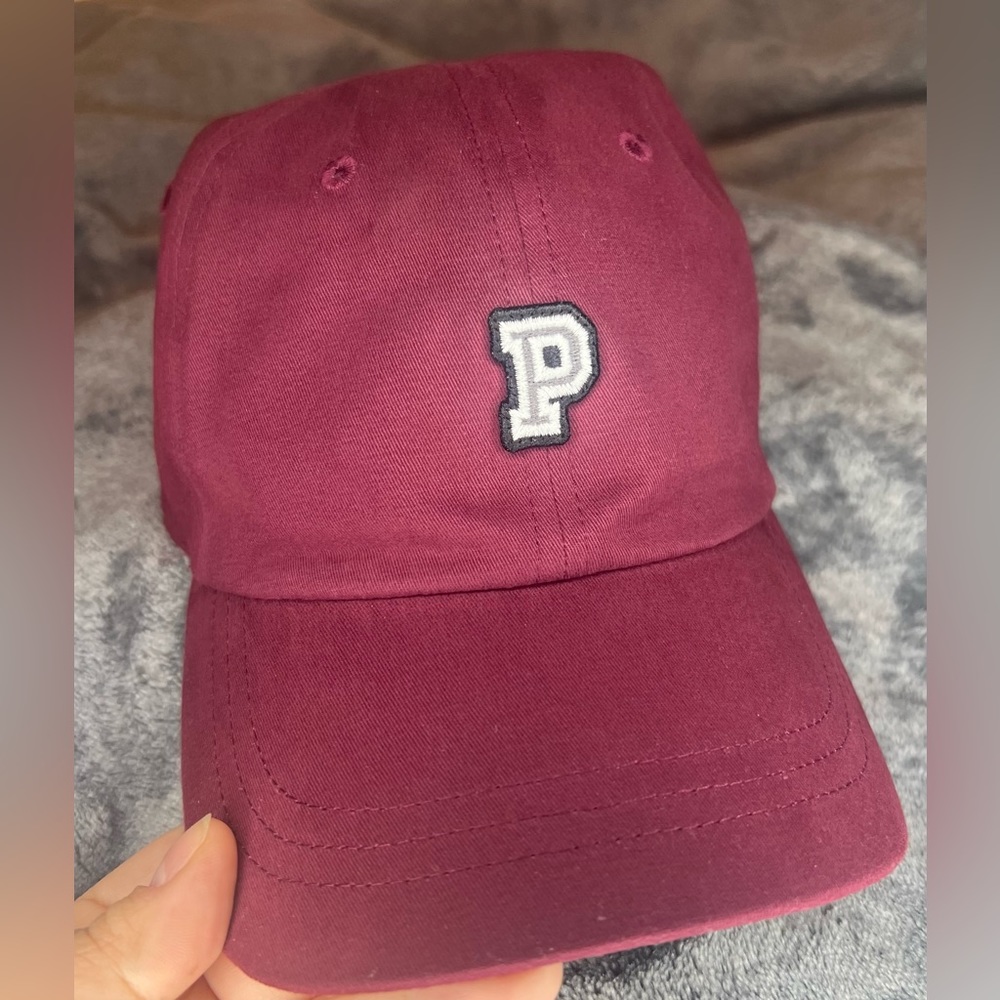 **New** Victoria’s Secret Pink Burgundy Baseball Hat